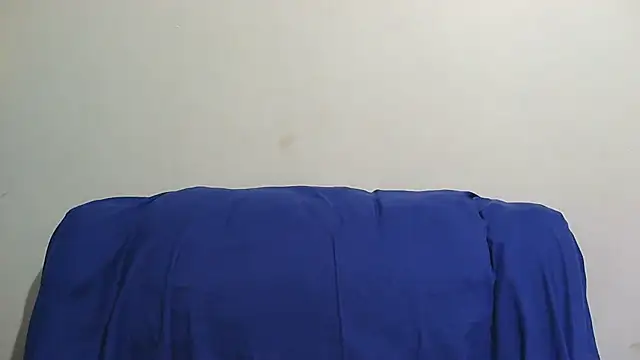 sluttylaura21 online show from 29, 10, 2025