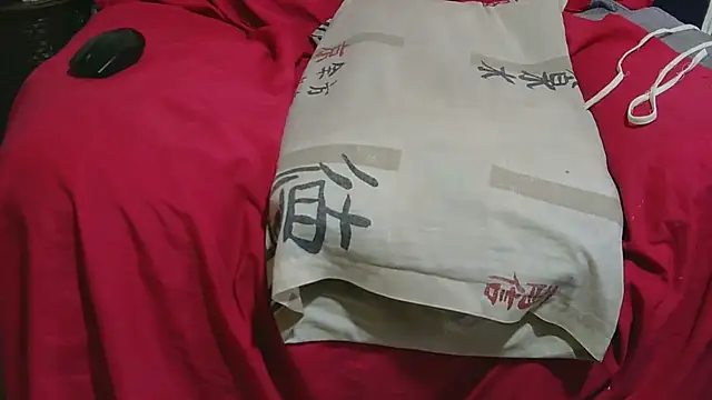 sluttylaura21 online show from 27, 2, 2026