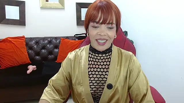 Abril Beltran  online show from 24, 10, 2025