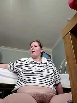 xxSexyBushLinnxx online show from 18, 3, 2025