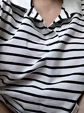 xxSexyBushLinnxx online show from 10, 4, 2026