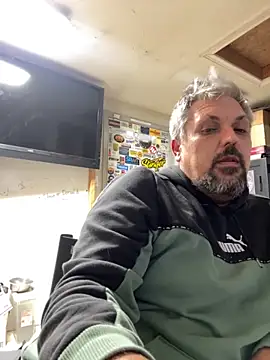 tank32s online show from 17, 11, 2025