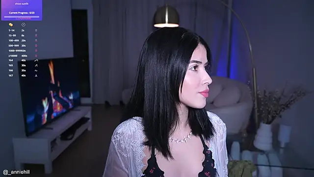 Snapshot of anniehillofficial chatting on 16, 9, 2025 anniehillofficial online show from 16, 9, 2025