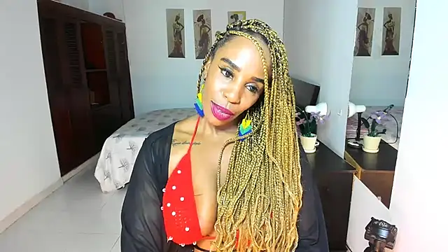 Snapshot of TAYLORR778 chatting on 5, 2, 2026 TAYLORR778 online show from 5, 2, 2026