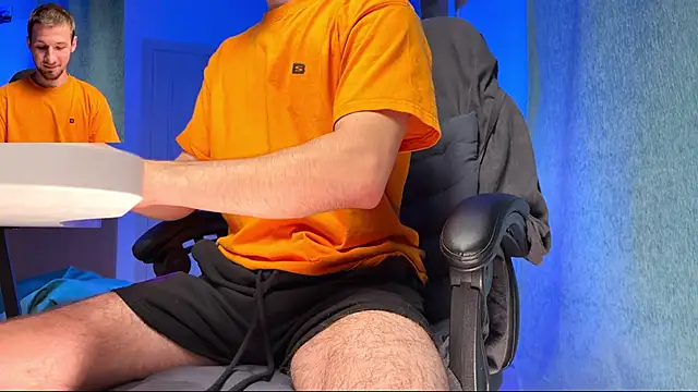 Farmer James online show from 19, 9, 2025