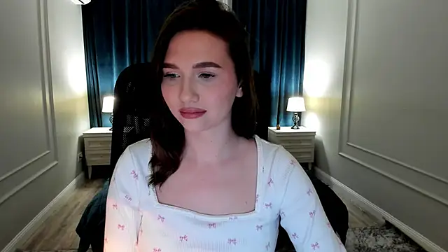 GracefulLook online show from 4, 2, 2025