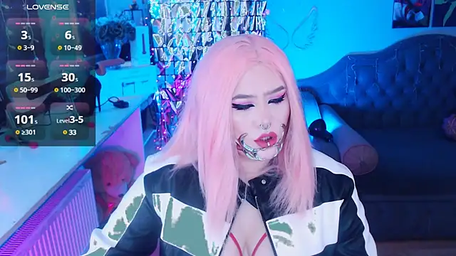 wickedxqueen online show from 2, 2, 2025