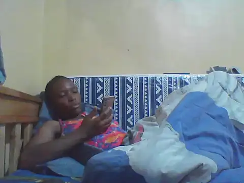 Smillie prety online show from 2, 4, 2026