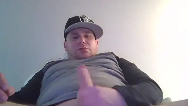 Snapshot of ACABFTP chatting on 8, 11, 2025 ACABFTP online show from 8, 11, 2025