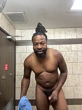 Snapshot of mikejones7661 chatting on 11, 9, 2025 mikejones7661 online show from 11, 9, 2025