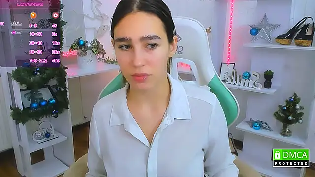  Eliizabeth  online show from 20, 12, 2025