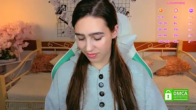  Eliizabeth  online show from 16, 3, 2026