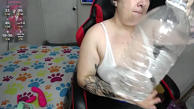 Madyson ho online show from 13, 5, 2026