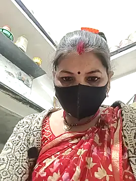 Snapshot of Riyaa-Devi chatting on 12, 12, 2024 Riyaa-Devi online show from 12, 12, 2024