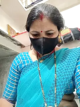 Snapshot of Riyaa-Devi chatting on 25, 2, 2025 Riyaa-Devi online show from 25, 2, 2025