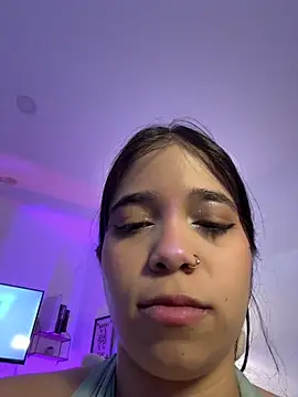 tati reyess online show from 18, 5, 2026