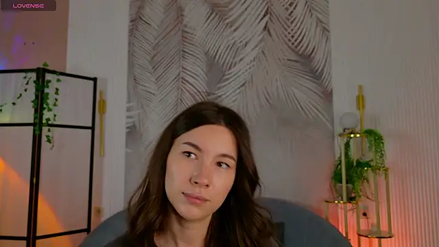 Marie Diaze online show from 14, 6, 2026
