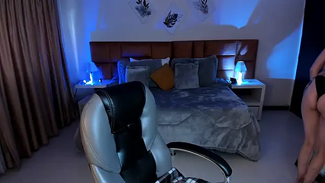 Kristen Garner online show from 6, 11, 2025