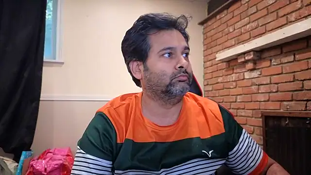 Snapshot of Sakhtlaundaz chatting on 24, 7, 2026 Sakhtlaundaz online show from 24, 7, 2026