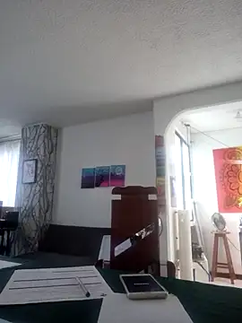 Yashira Jaziri online show from 6, 11, 2025