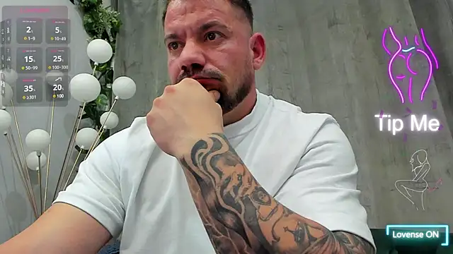 musclemonster31 online show from 17, 3, 2025