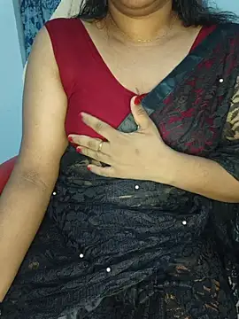 Snapshot of Malluivaniya chatting on 15, 7, 2026 Malluivaniya online show from 15, 7, 2026