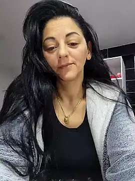 bruneta sexy23 online show from 5, 2, 2025