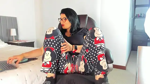 adriana71 online show from 3, 12, 2025