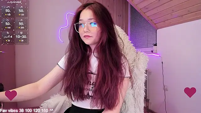 Snapshot of elizziMeiko__ chatting on 13, 1, 2025 elizziMeiko online show from 13, 1, 2025