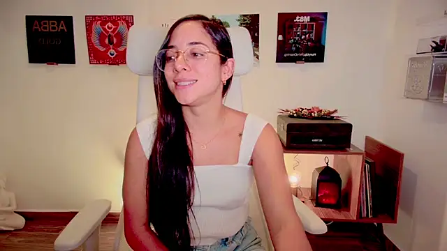 adriana  sosa  online show from 6, 12, 2024