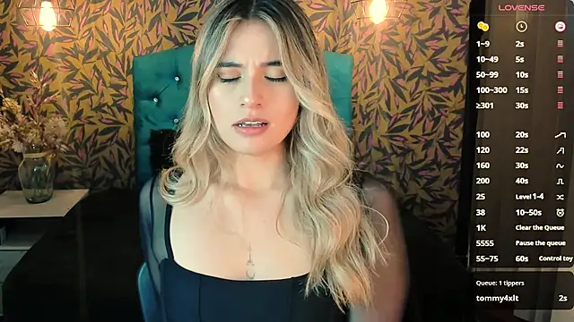 KiaraCarter online show from 11, 1, 2025