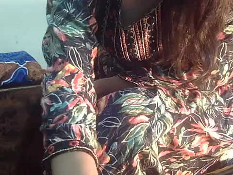 Snapshot of Lusty_Wife1 chatting on 19, 12, 2024 Lusty Wife1 online show from 19, 12, 2024