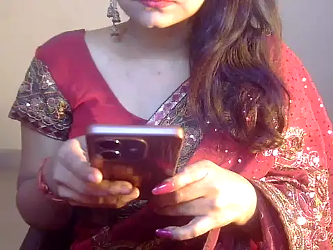 Snapshot of Lusty_Wife1 chatting on 28, 12, 2024 Lusty Wife1 online show from 28, 12, 2024