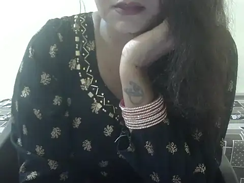 Snapshot of Lusty_Wife1 chatting on 16, 9, 2025 Lusty Wife1 online show from 16, 9, 2025