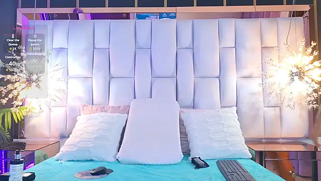 Iris Ross  online show from 6, 10, 2025