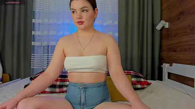 Snapshot of Elizabeth_Hottie_ chatting on 6, 12, 2024 Elizabeth Hottie  online show from 6, 12, 2024