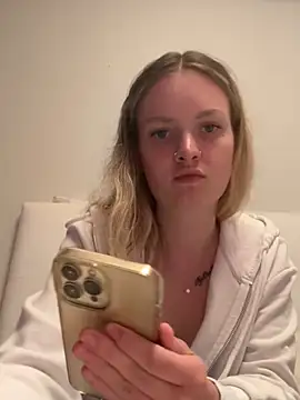 mariemelissah online show from 5, 3, 2025