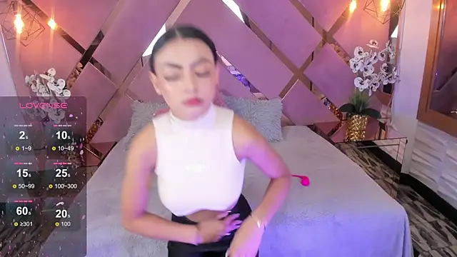 SHANONCLARK online show from 31, 1, 2025