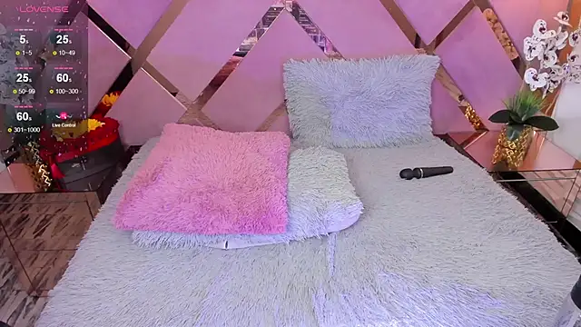 SHANONCLARK online show from 14, 2, 2025