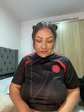 Lady  Pink online show from 17, 6, 2026