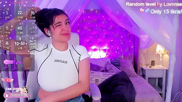 Ellie Jhonson   online show from 18, 3, 2025