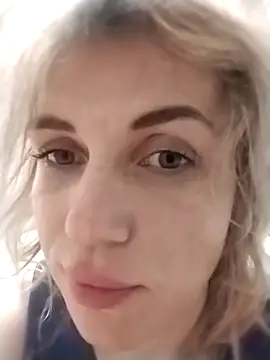 Linda Gregory online show from 17, 11, 2025