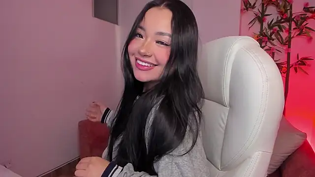 Lulu Sakura  online show from 23, 2, 2025