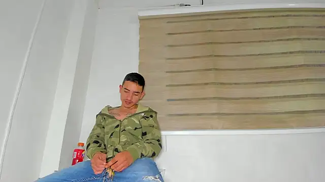 enjoy hotparty online show from 6, 4, 2026