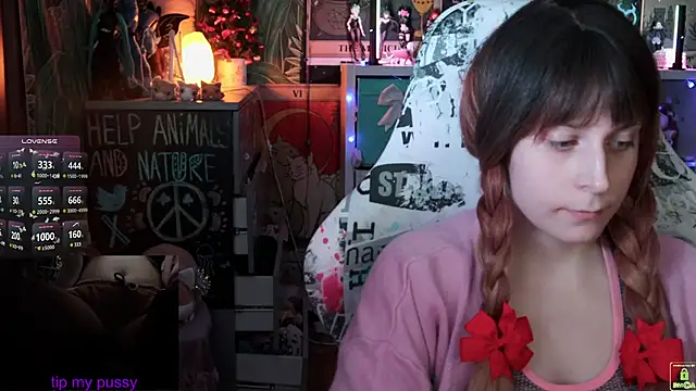 ShiroiFubuki online show from 22, 3, 2025