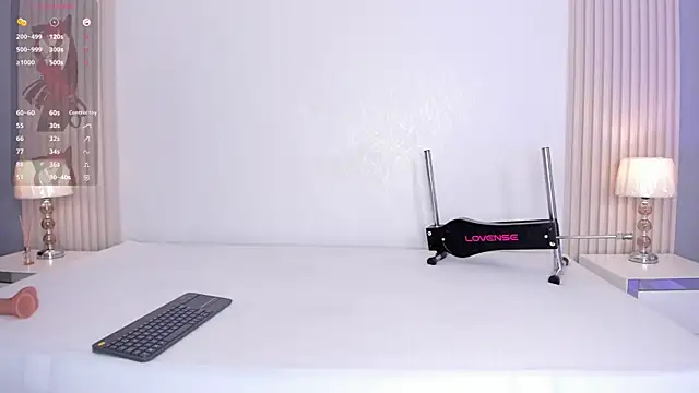 Jiggly   online show from 27, 11, 2025