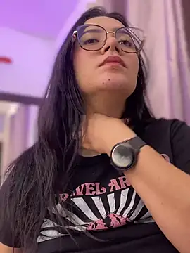 Lia flowers online show from 14, 2, 2025