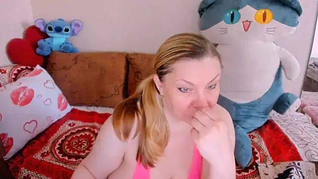 Snapshot of KerryBlareX chatting on 23, 6, 2026 KerryBlareX online show from 23, 6, 2026