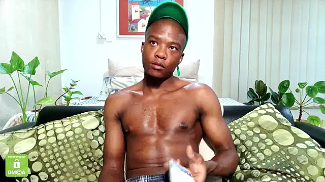 iCrushYenu online show from 4, 12, 2024