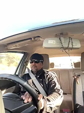 Dick 6inches online show from 16, 4, 2026